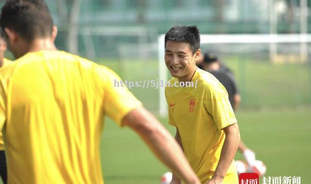 足球热身赛集训即将开始,备战国际赛 足球热身赛集训即将开始,备战国际赛