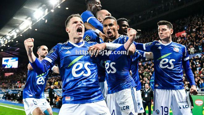 斯特拉斯堡主场战胜摩纳哥,取得胜利 斯特拉斯堡主场战胜摩纳哥,取得胜利