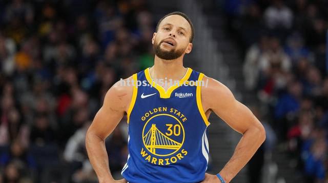 勇士主场遭遇窘境,遗憾输给对手 勇士主场遭遇窘境,遗憾输给对手