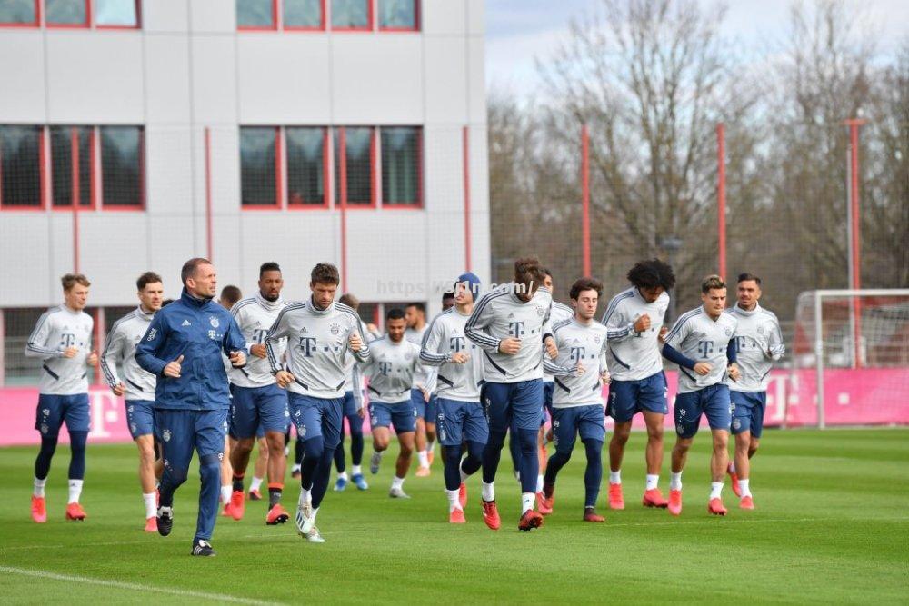 澳洲杯展现强大实力,落后反超携带冠军奖杯回家 澳洲杯展现强大实力,落后反超携带冠军奖杯回家